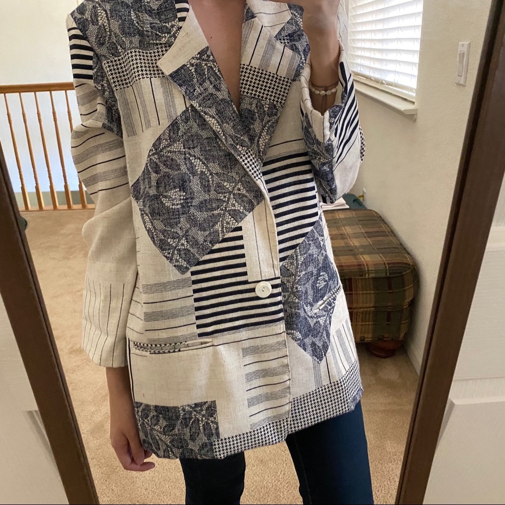 Vintage Artsy Blazer - Picture 2 of 6